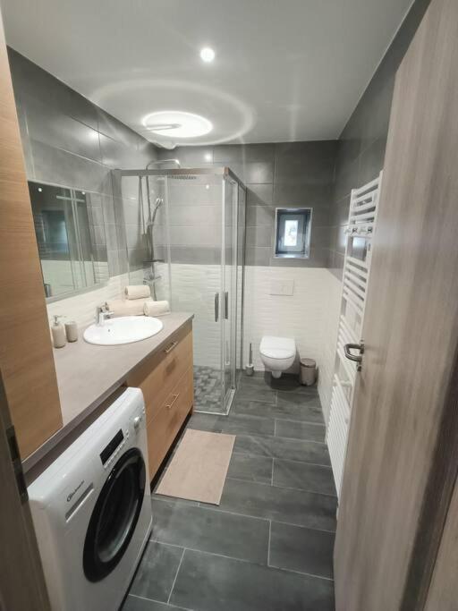Superbe Appartement Neuf Et Cosy 77 M2 Villers le Lac Bagian luar foto
