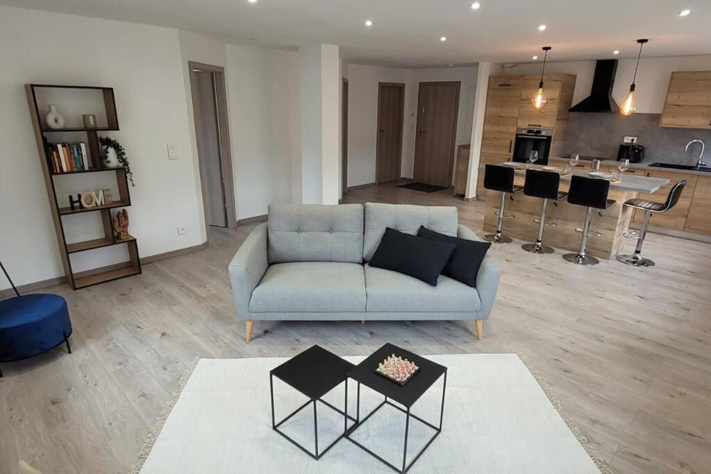 Superbe Appartement Neuf Et Cosy 77 M2 Villers le Lac Bagian luar foto